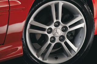 Fotky: Mitsubishi Lancer 2.0 Sport (foto, obrazky)