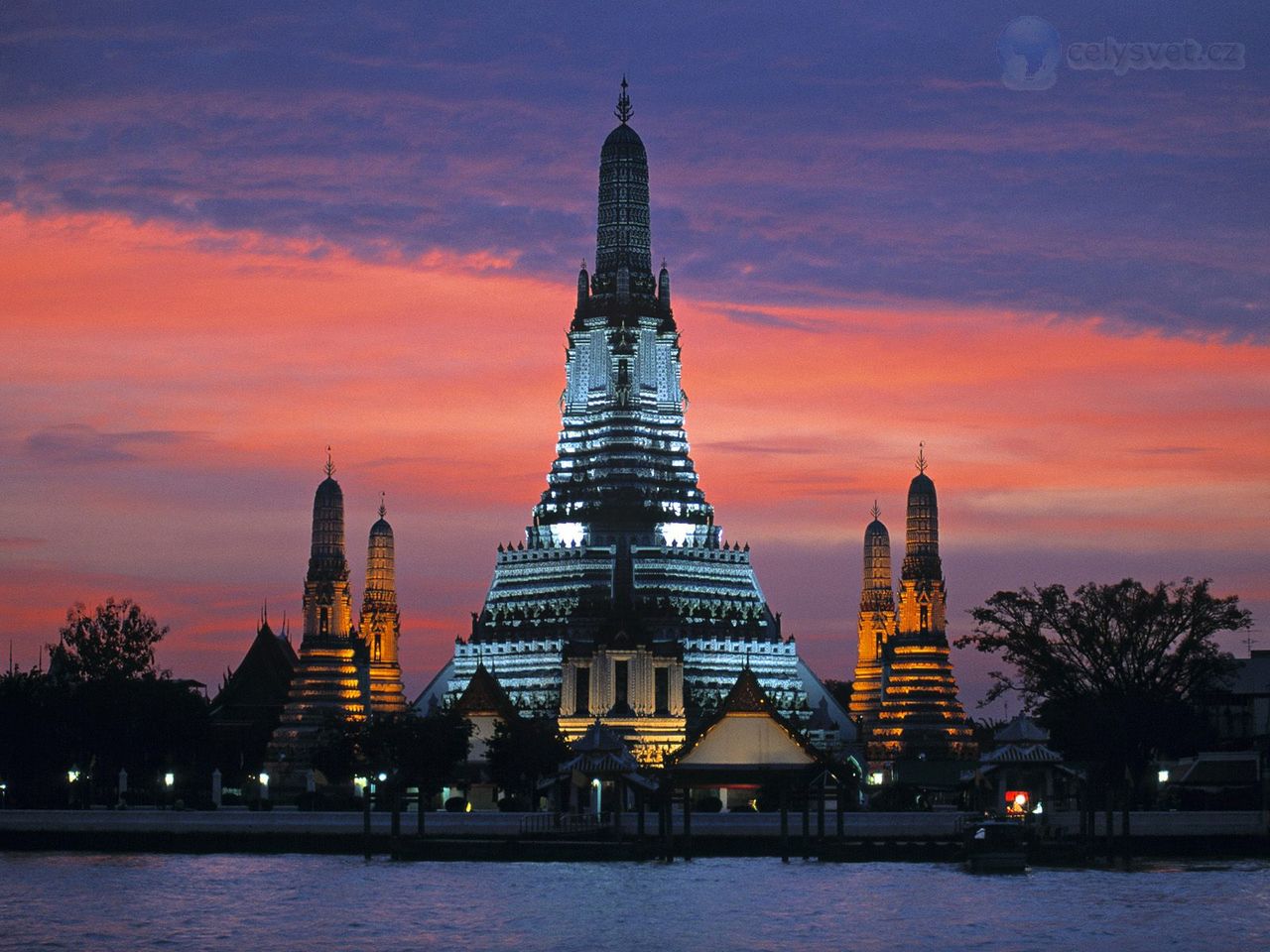 Foto: Wat Arun, Temple Of The Dawn,  Bangkok, Thailand