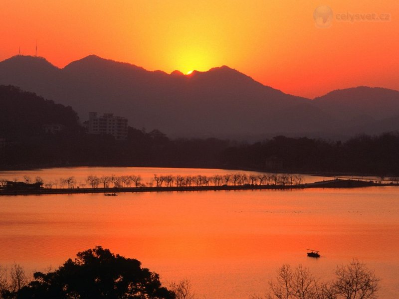 Foto: Sunset Over West Lake, Hangzhou, Zhejiang, China