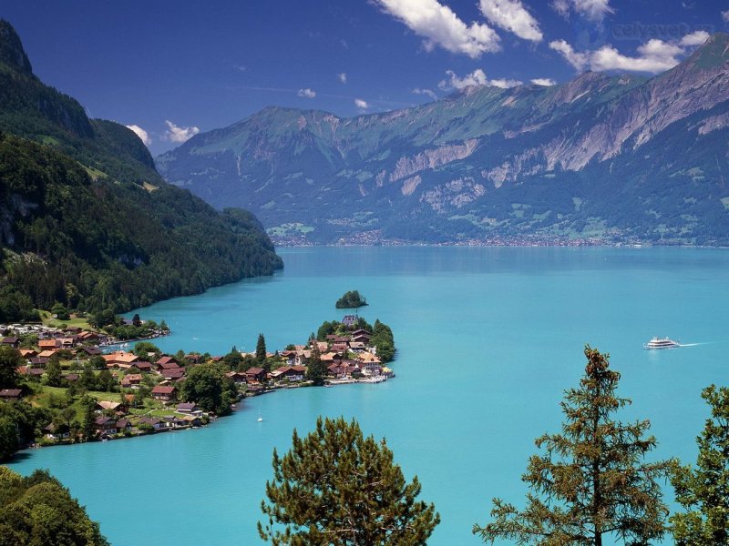 Foto: Lake Brienz, Iseltwald, Switzerland