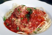 Recept online Špagety s červeným pestem